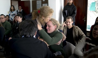 Sortearon diez becas para estudiar en la UADE