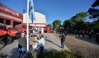 LOS BOMBEROS VOLUNTARIOS FESTEJARON 51 AOS