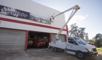 COORDINACIN TRABAJA EN LA ILUMINACIN DEL CUARTEL DE BOMBEROS