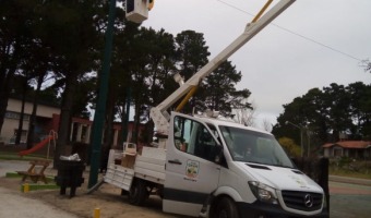 COORDINACIN TRABAJA EN LA INSTALACIN DE LUMINARIAS LED EN MONTE RINCN