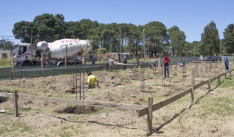 AVANZA LA CONSTRUCCIN DE LA CANCHA DE HOCKEY