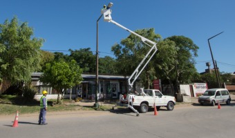 NUEVO EQUIPAMIENTO PARA CONTINUAR RENOVANDO LA ILUMINACIN EN EL BOULEVARD