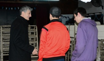 Entrega de mobiliario en la Escuela Secundaria N5