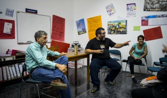 Se lanz Aula Villa Gesell con presencia del Intendente Barrera