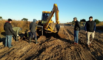 LOTES CON SERVICIOS: INICI LA INSTALACIN DE LA RED DE AGUA POTABLE