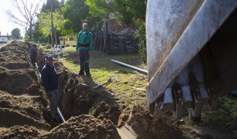 Iniciaron obras para que el 100% de Villa Gesell se conecte a la red de agua