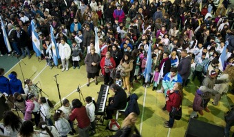 La comunidad escolar prometi a la Bandera