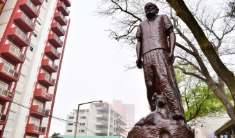 La estatua de Gesell es parte de la Fiesta Nacional de la Diversidad