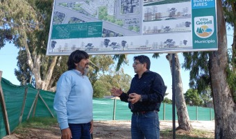 ENCUENTRO ENTRE EL SECRETARIO DE SALUD Y EL DIRECTOR DE LA ZONA SANITARIA VIII