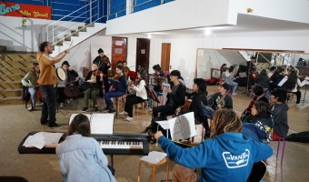 CONVOCATORIA ABIERTA PARA LA ESCUELA DE MSICA Y ORQUESTA