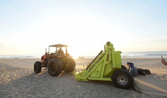 EL MUNICIPIO IMPULSA LA LIMPIEZA Y CONSERVACIN DE SUS PLAYAS