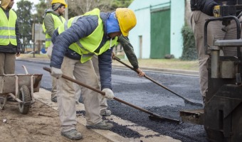 COMENZ LA OBRA DEL ASFALTADO EN 6 ENTRE 137 Y 139