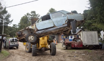 SE RETIRARON VEHCULOS SECUESTRADOS DE LA COMISARA DE MAR DE LAS PAMPAS