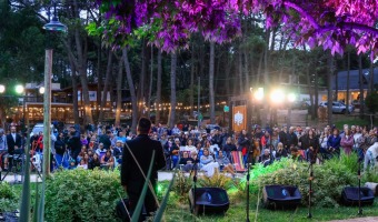 UNA MULTITUD DISFRUT DE UNA NUEVA EDICIN DE MAR DE LAS PAMPAS EN CONCIERTO