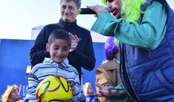 Fiesta de los chicos en el Polideportivo