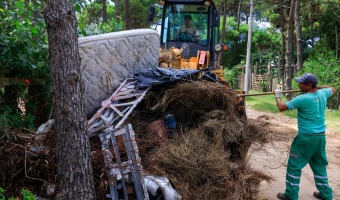 CORRALN MUNICIPAL FINALIZ LAS TAREAS DE LIMPIEZA EN EL BARRIO LAS PRADERAS